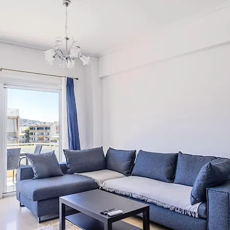 Charming 2 Bdrm Glyfada Getaway Apartment